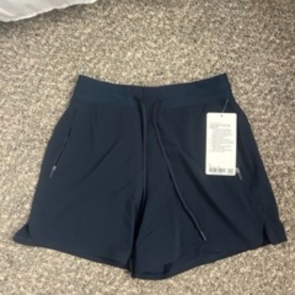 License to Train HR Short 4"